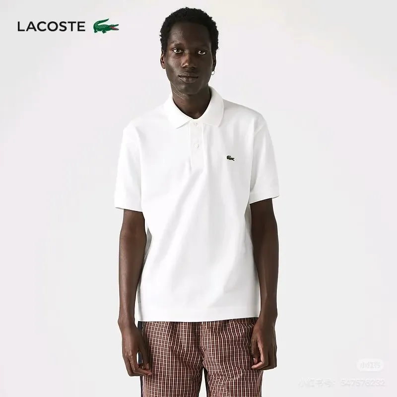 [Upper body picture] Lacoste crocodile logo Polo shirt (White)